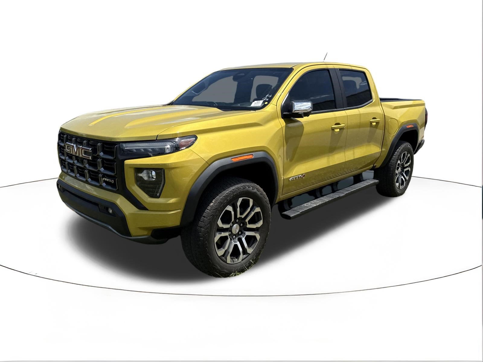 2024 GMC Canyon 4WD AT4