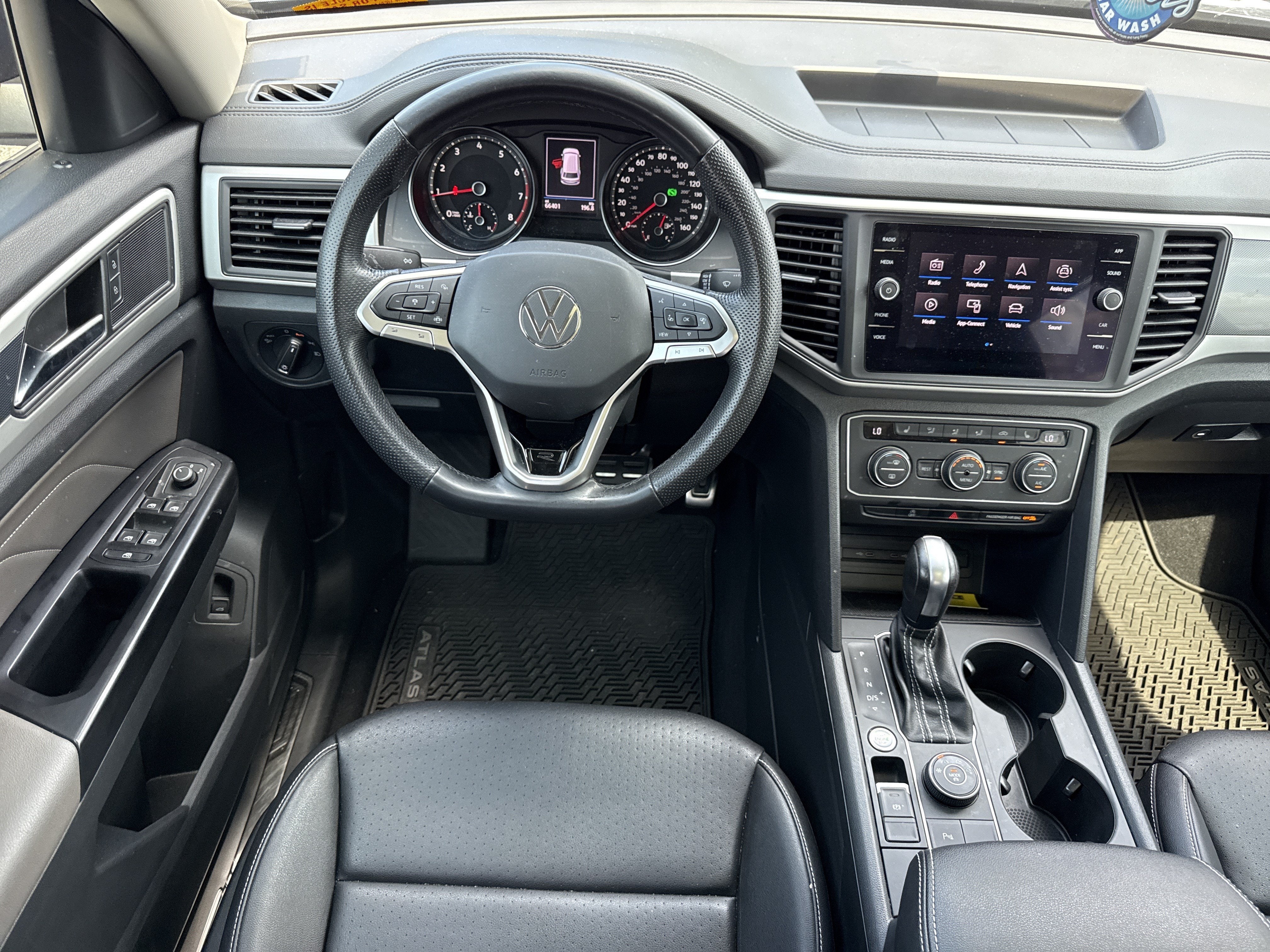 2021 Volkswagen Atlas 3.6L V6 SE w/Technology R-Line