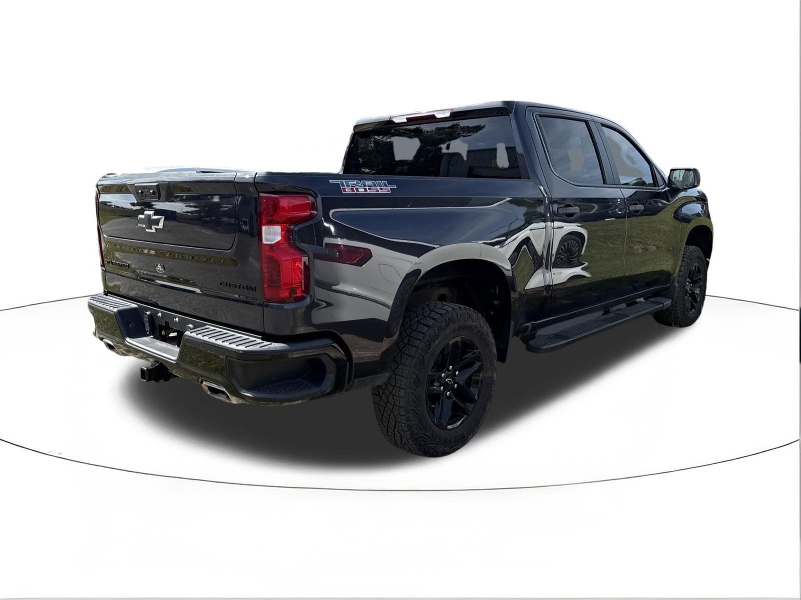 2024 Chevrolet Silverado 1500 Custom Trail Boss