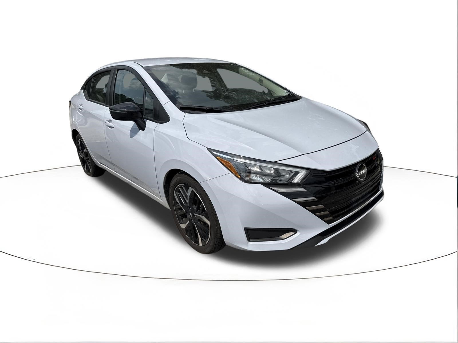 2024 Nissan Versa SR