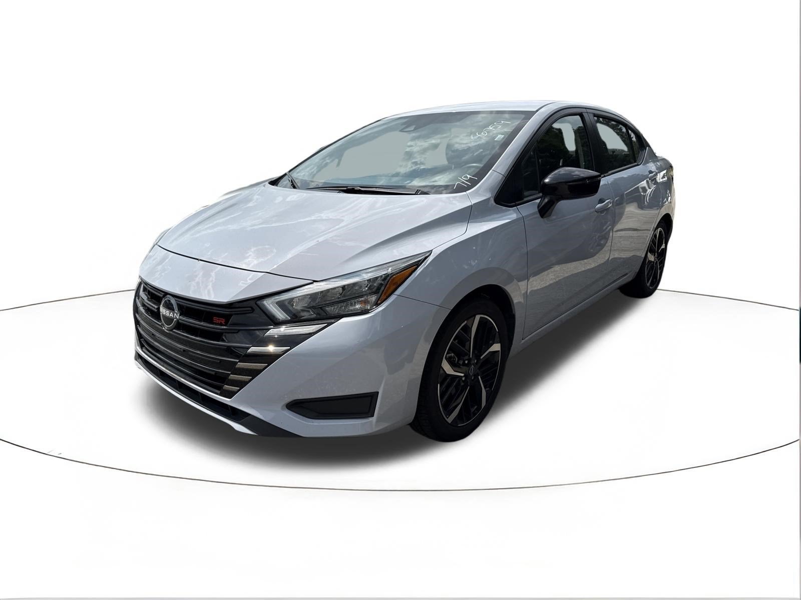 2024 Nissan Versa SR
