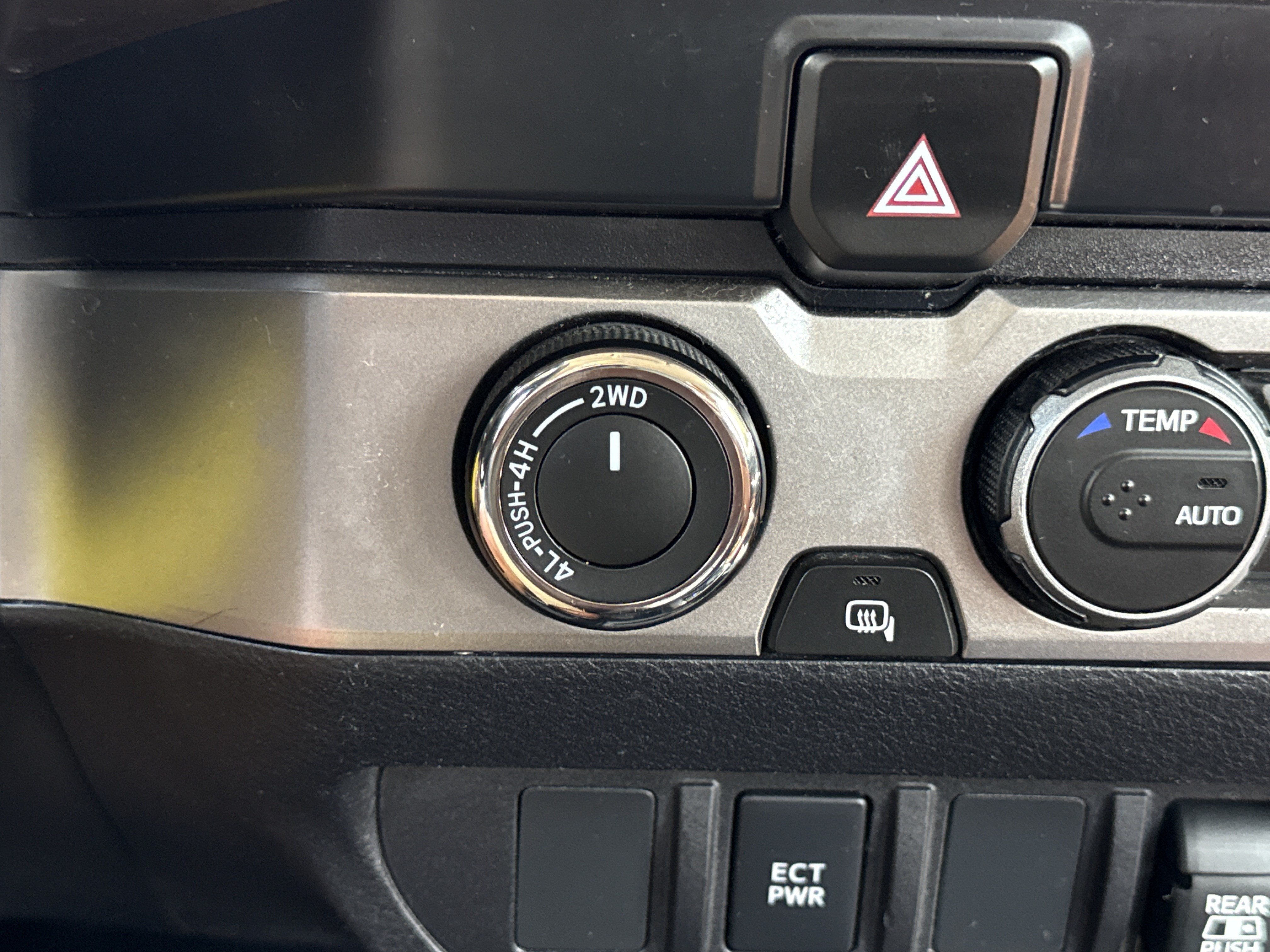 2022 Toyota Tacoma 4WD SR5