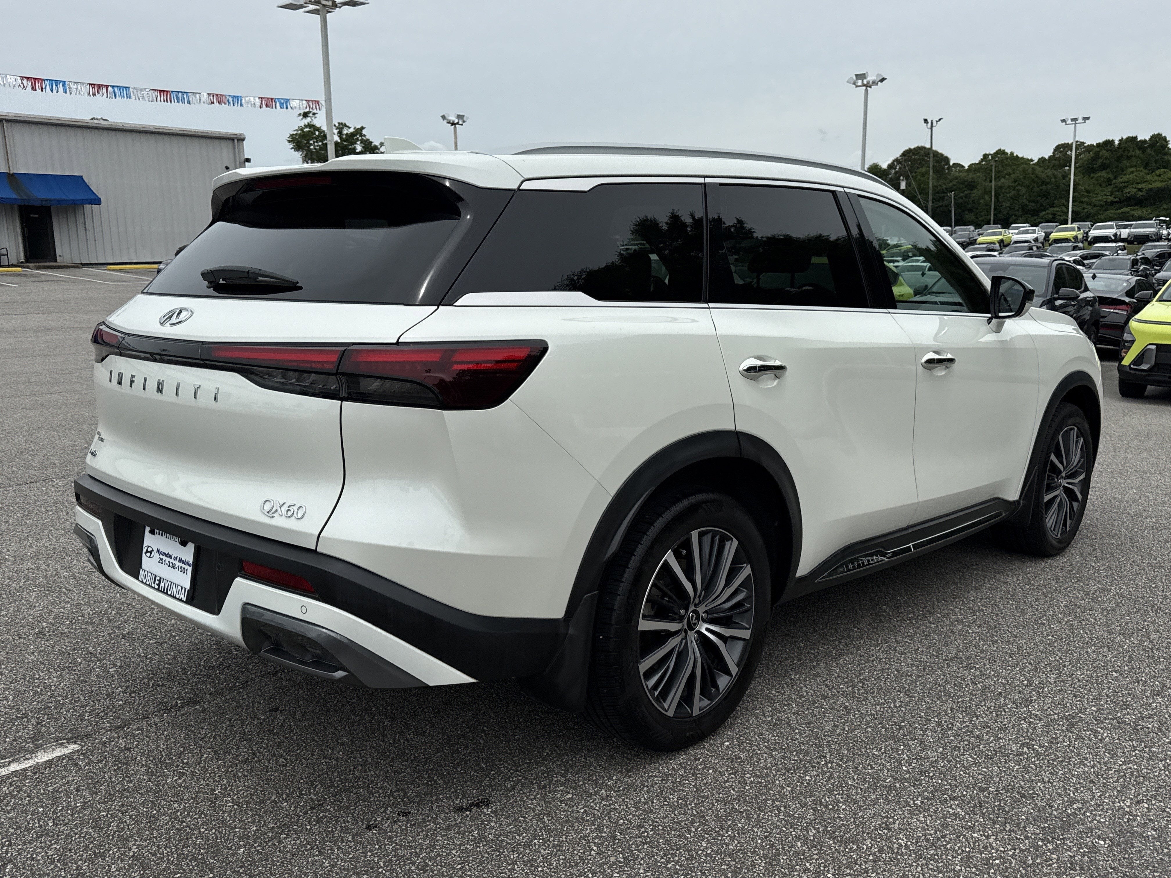2023 INFINITI QX60 SENSORY