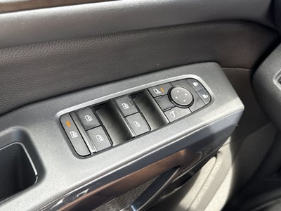 2023 Nissan Pathfinder SV