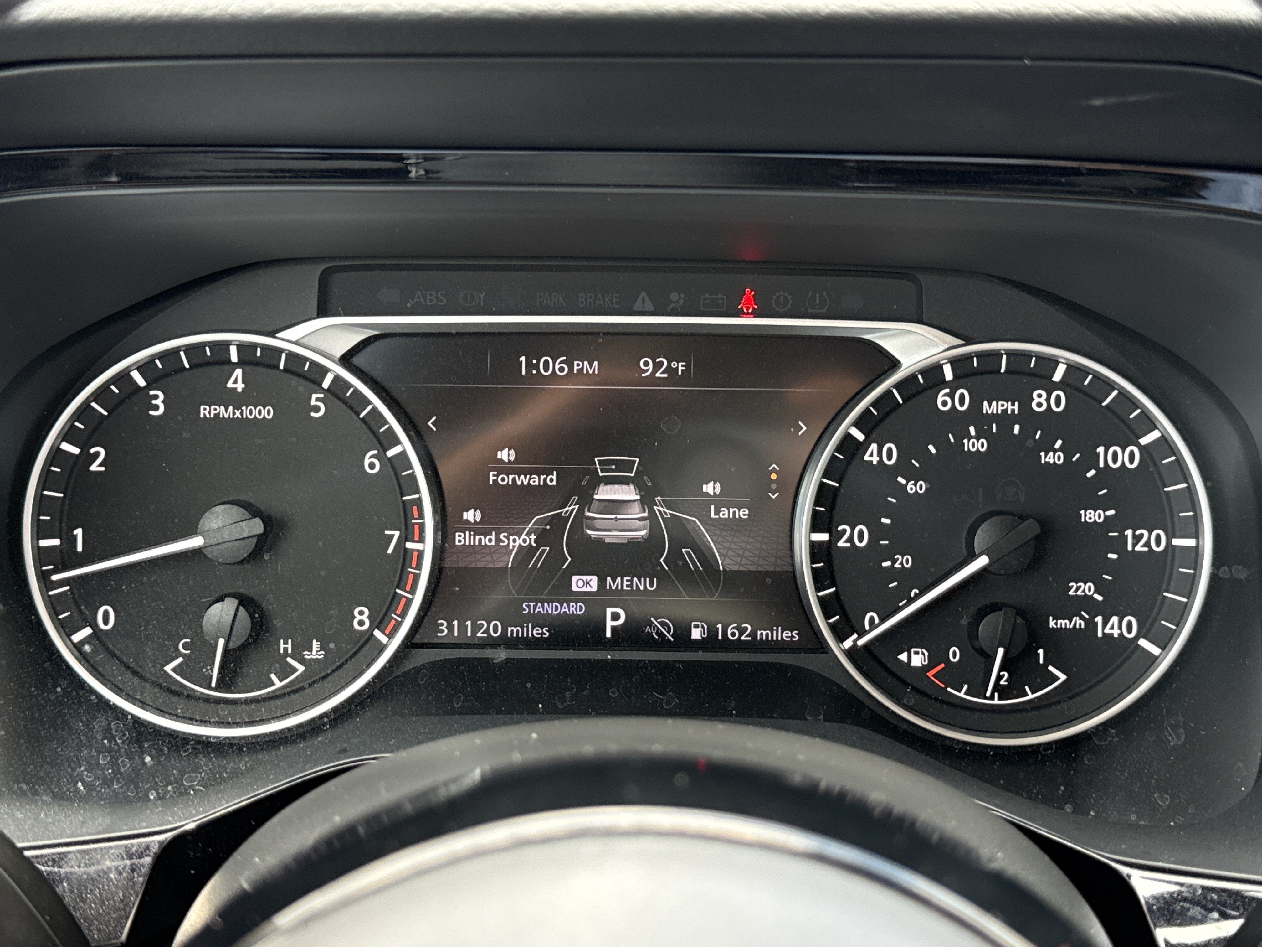 2023 Nissan Pathfinder SV