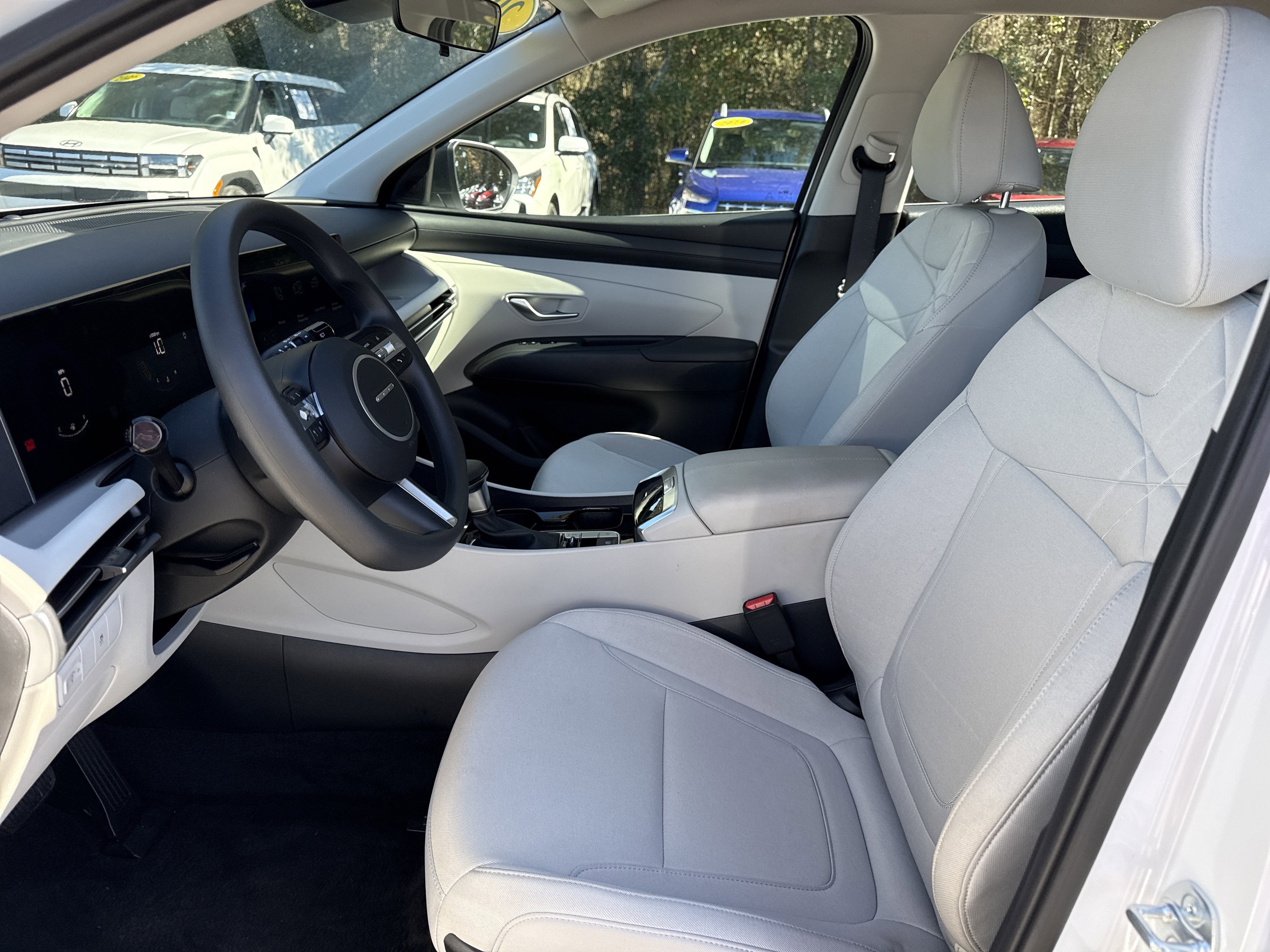 2025 Hyundai Tucson SE