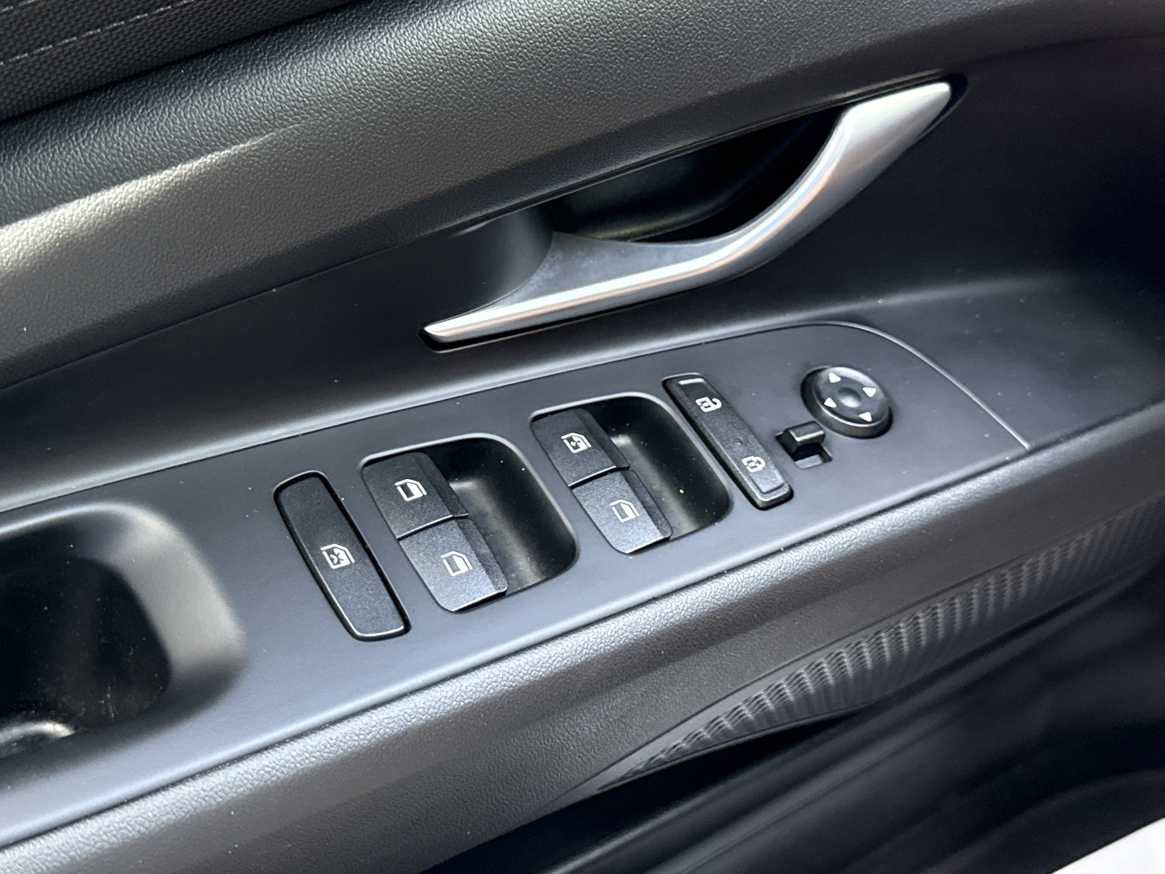 2023 Hyundai Elantra Hybrid Blue