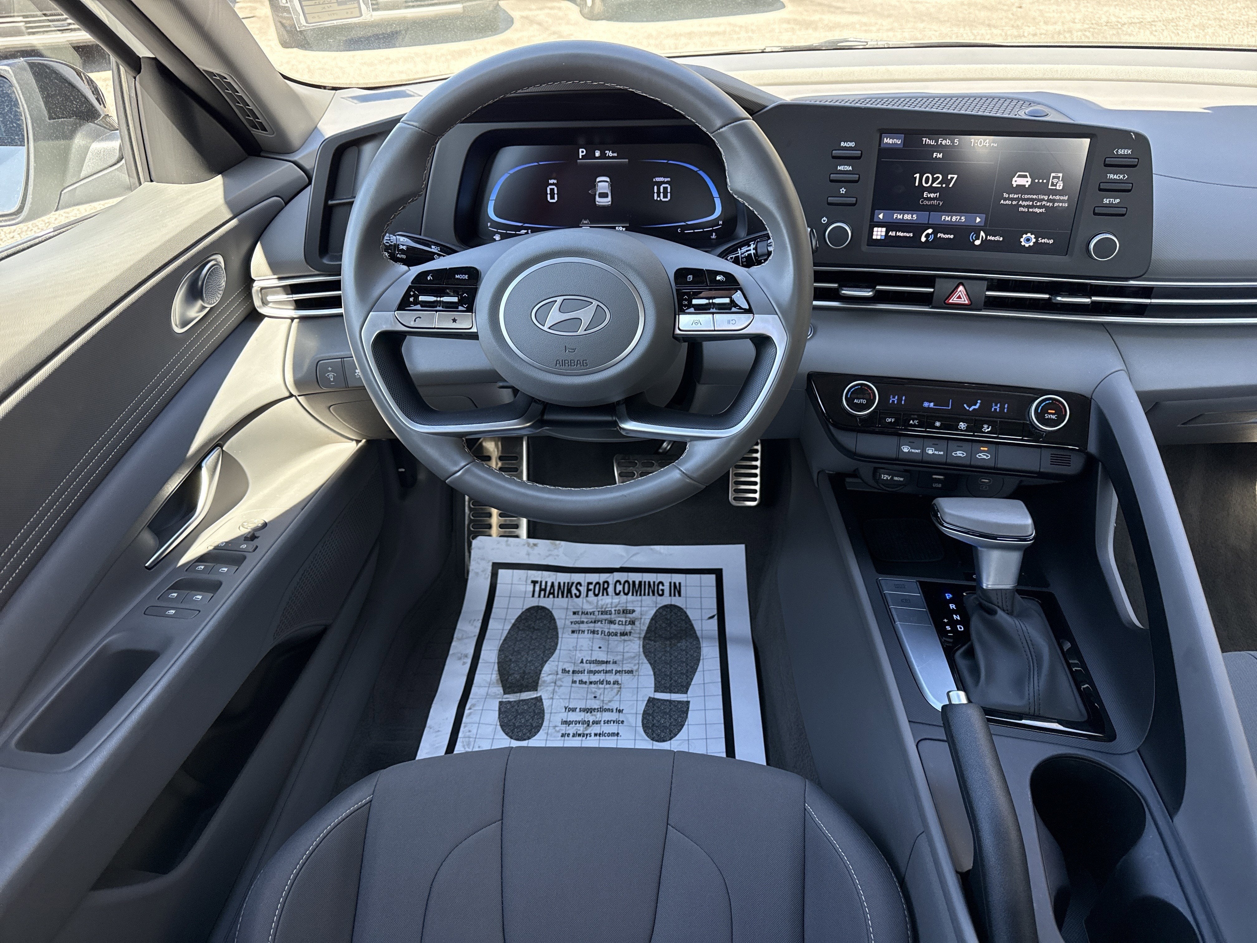 2025 Hyundai Elantra SEL Sport