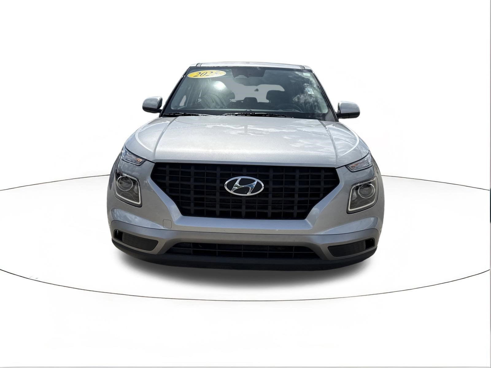 2025 Hyundai Venue SE