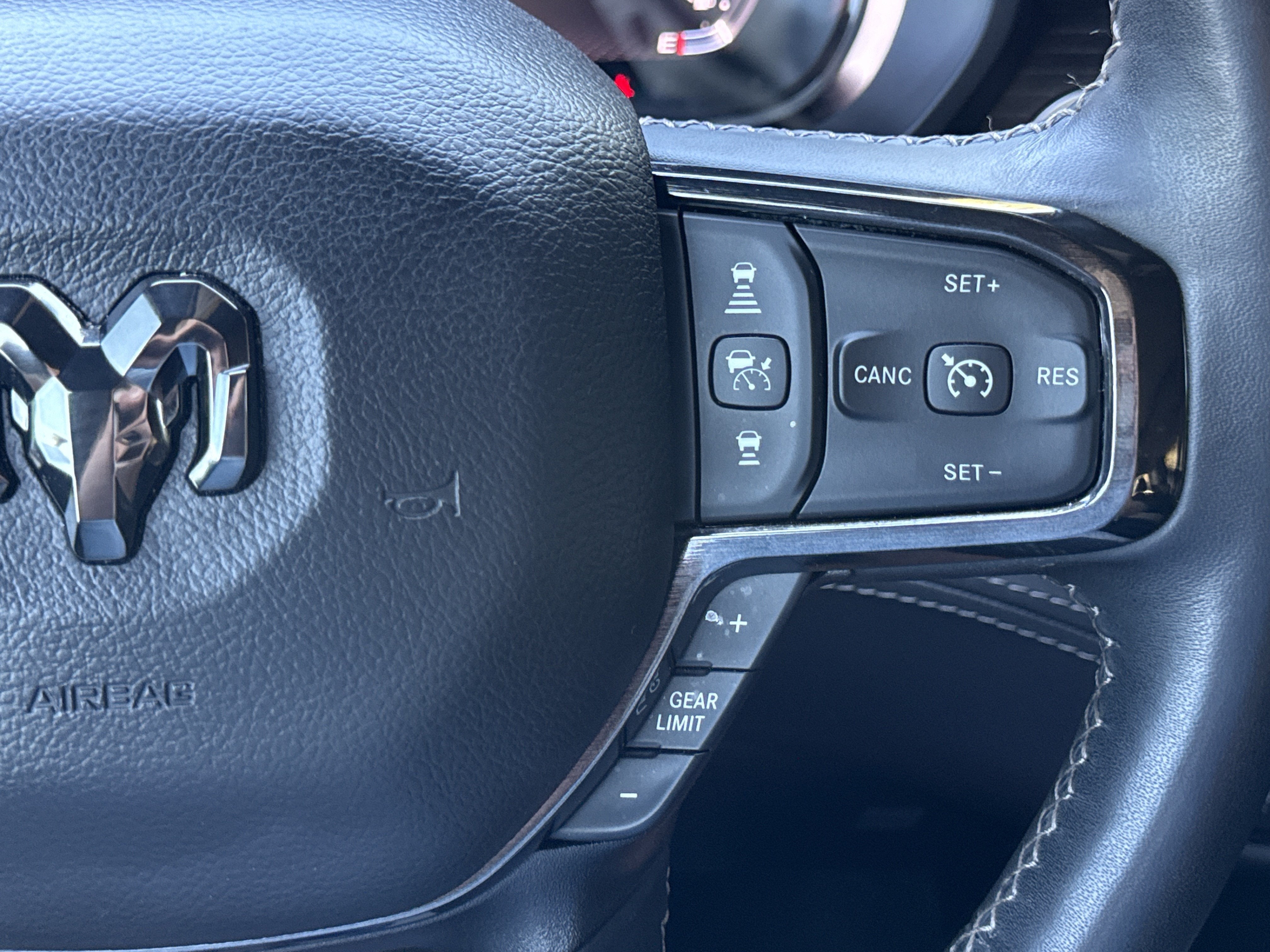 2024 RAM 1500 Limited