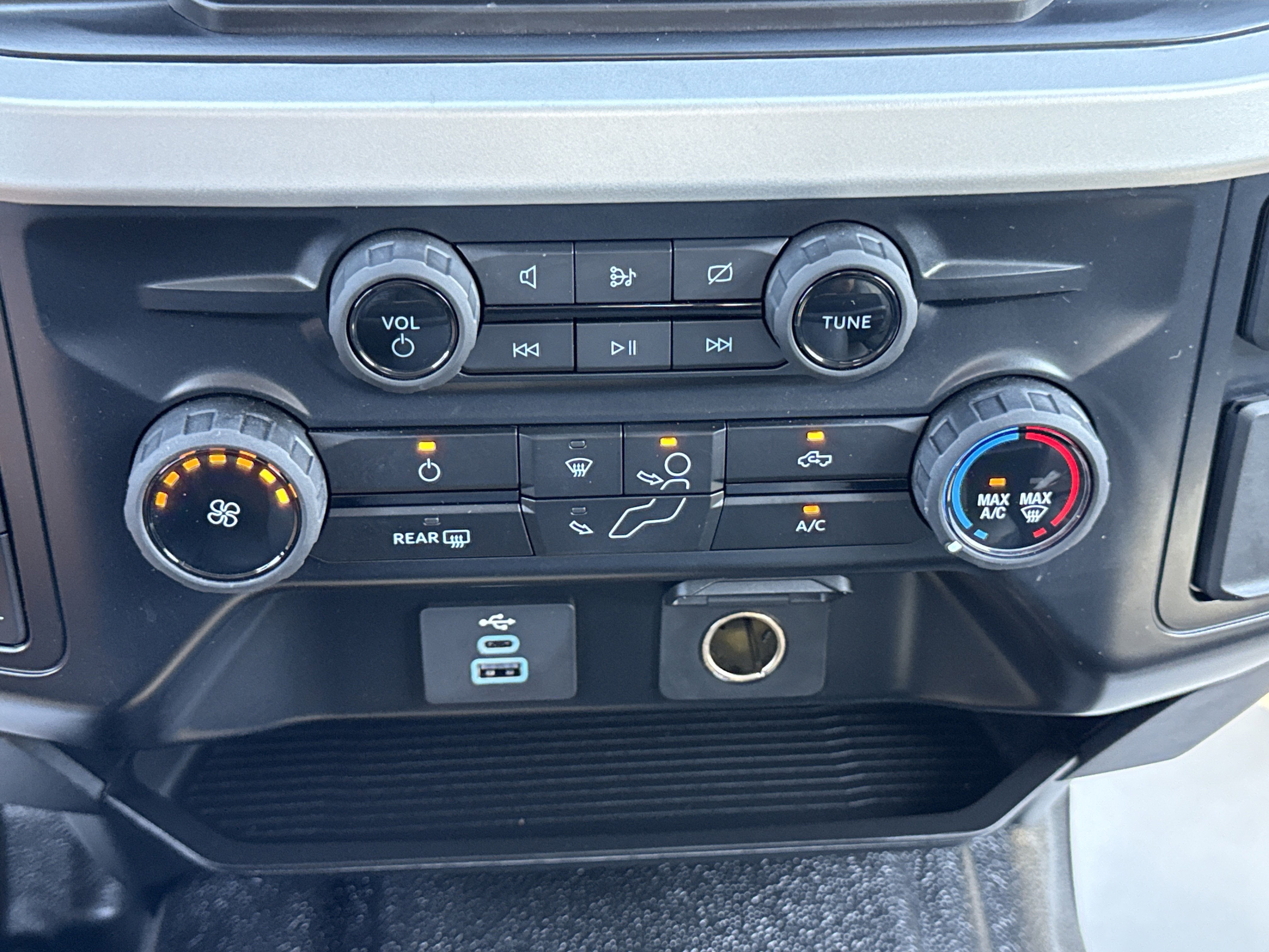 2024 Ford Super Duty F-250 SRW XL