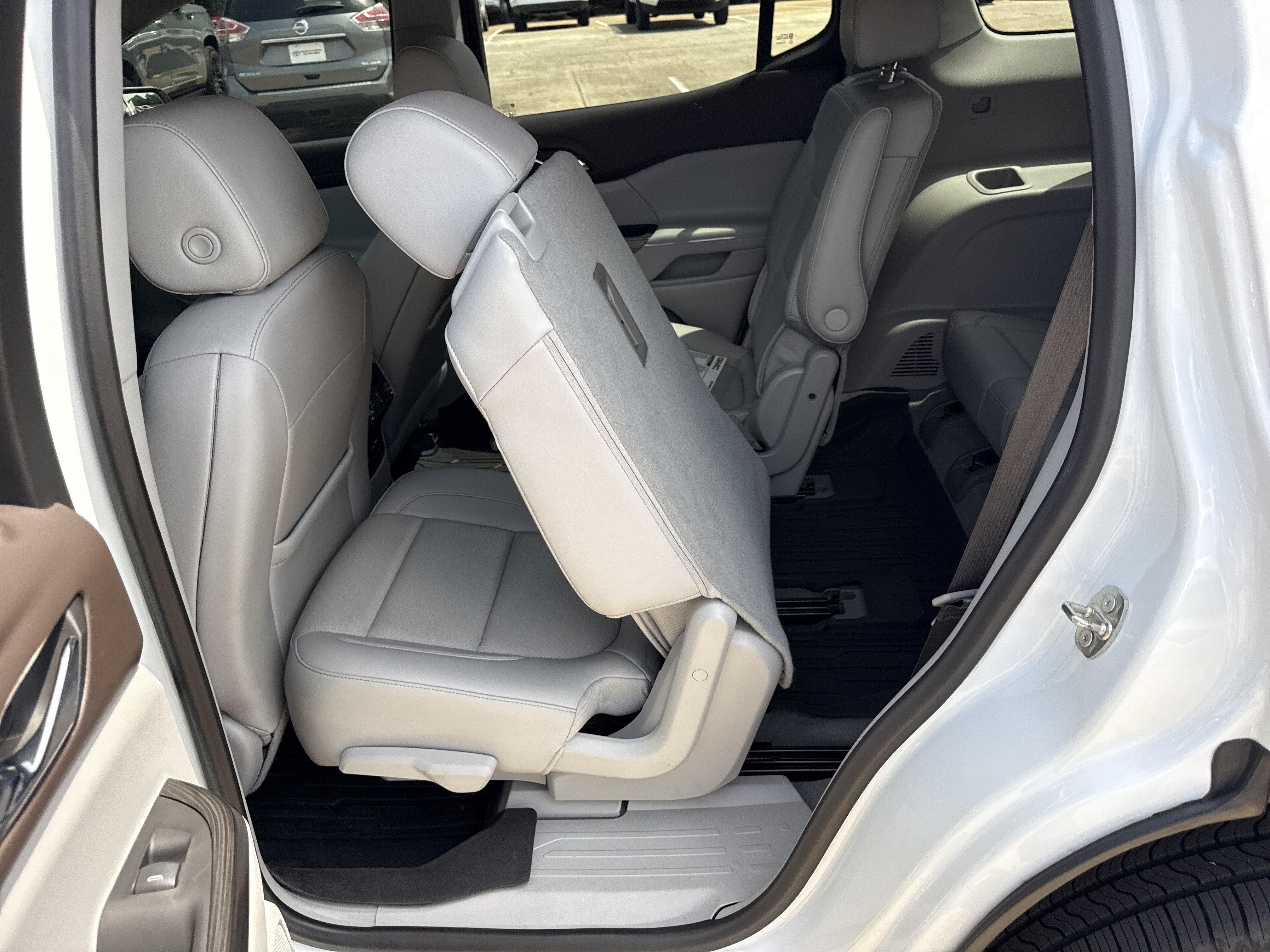 2022 GMC Acadia SLT