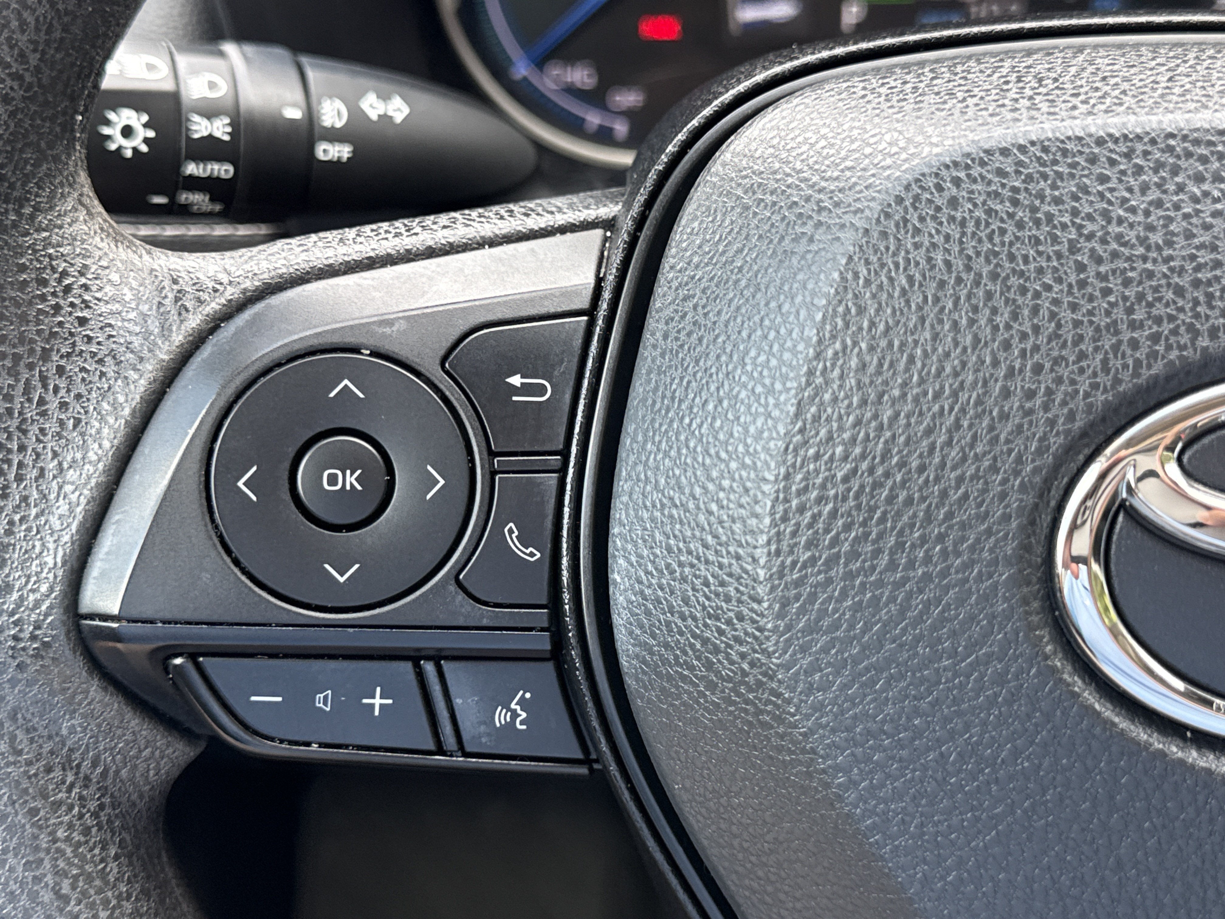 2023 Toyota RAV4 Hybrid Woodland
