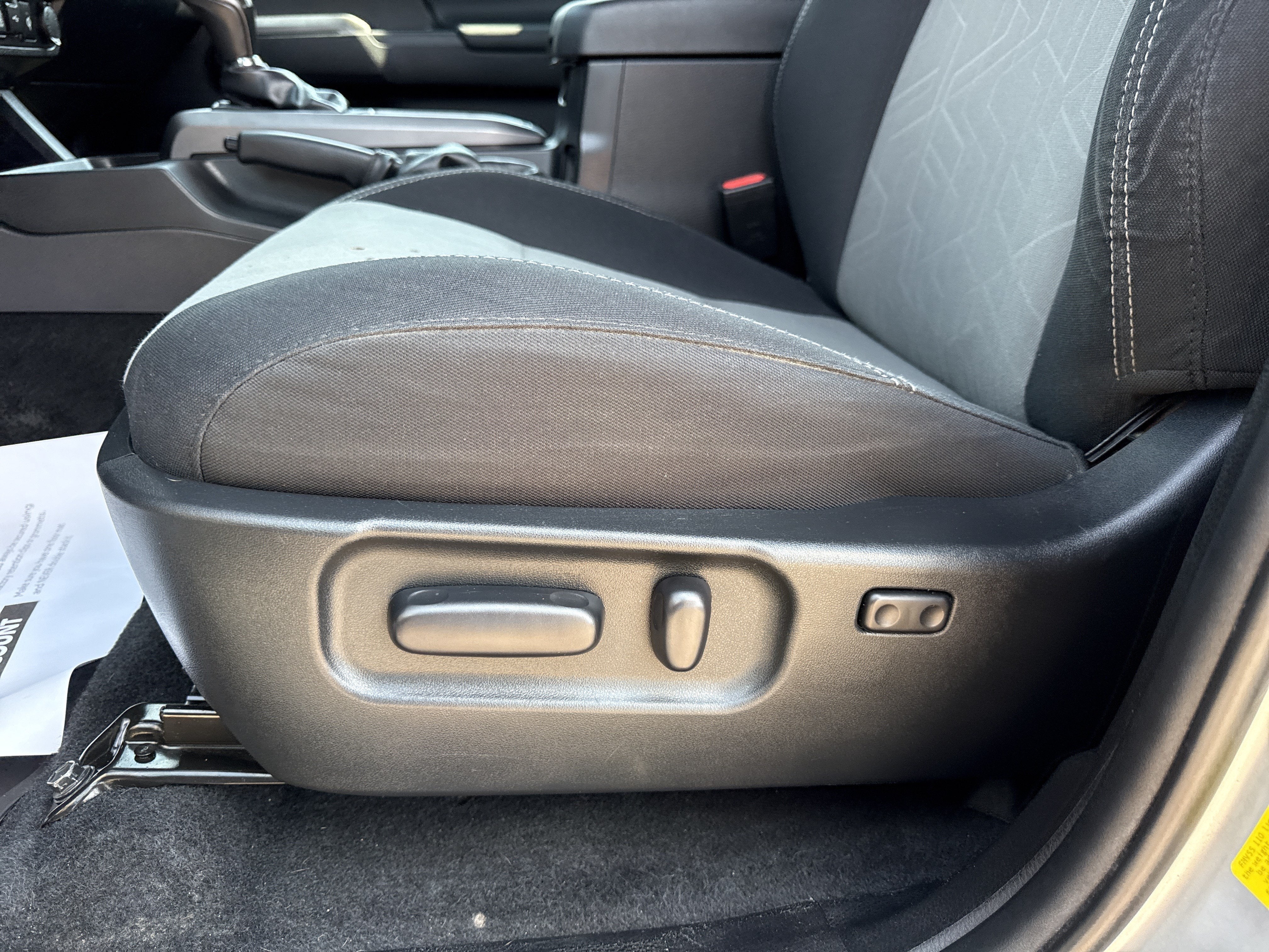 2022 Toyota Tacoma 4WD TRD Off Road