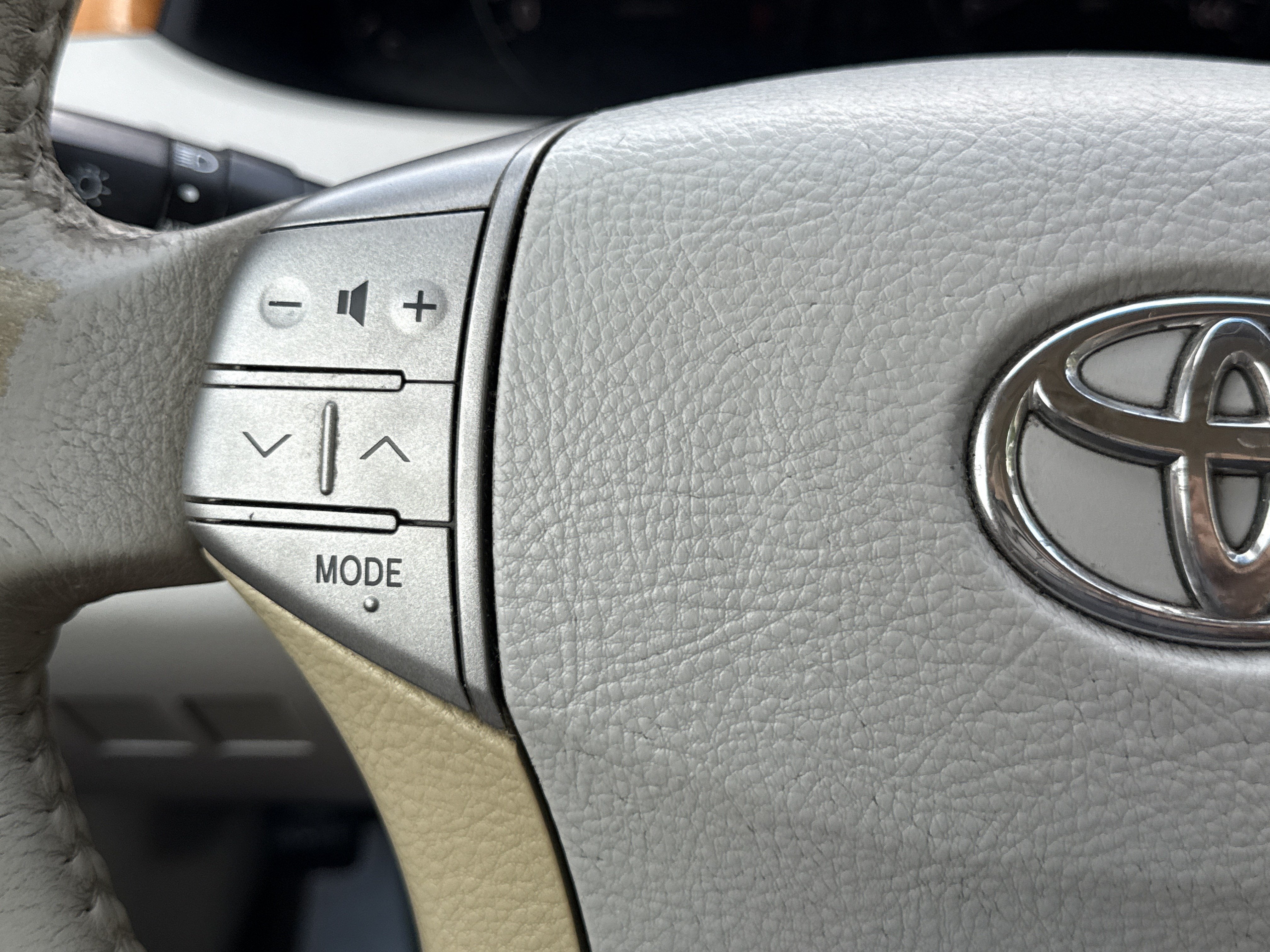 2006 Toyota Avalon XLS