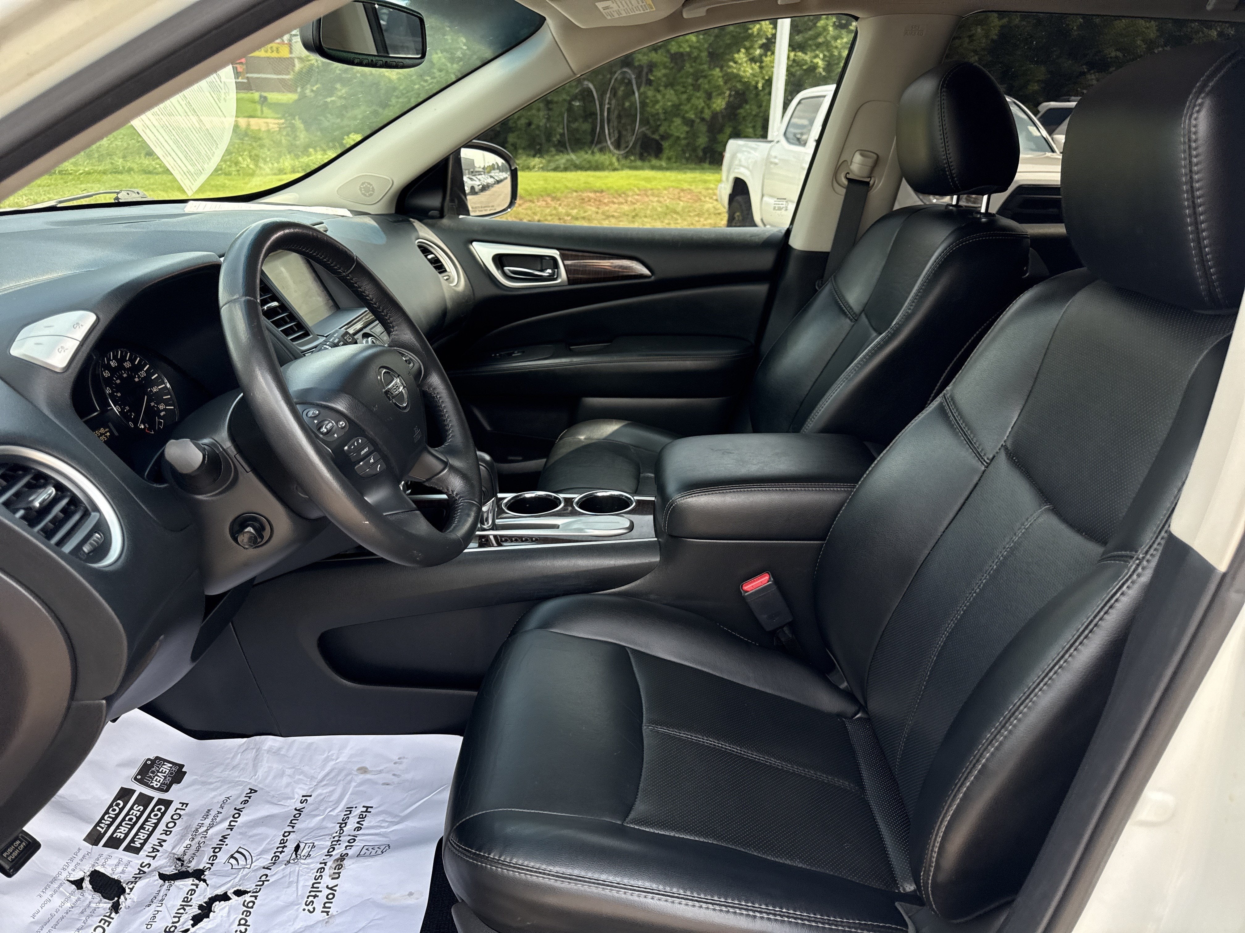 2015 Nissan Pathfinder Platinum