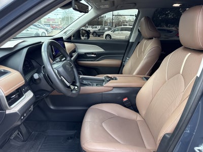 2024 Toyota Grand Highlander Platinum