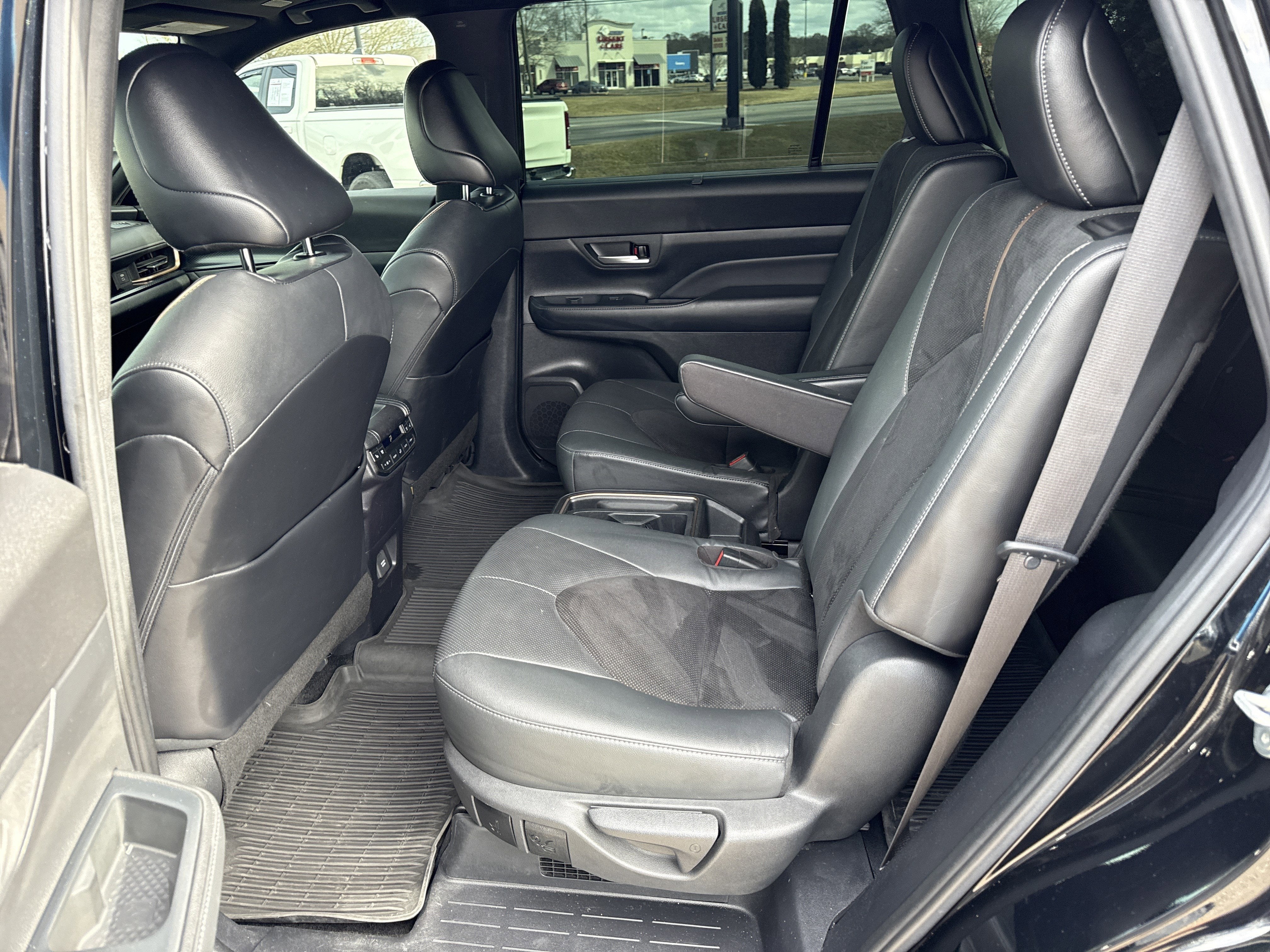 2024 Toyota Grand Highlander Hybrid MAX Platinum