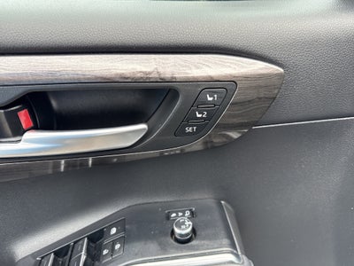 2024 Toyota Highlander Hybrid Limited