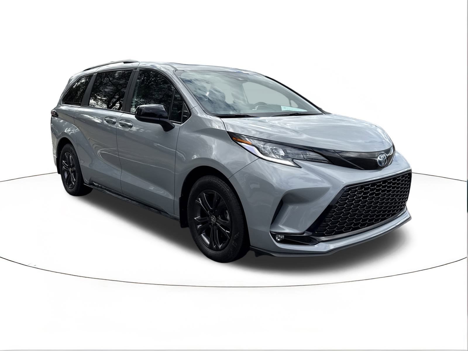2025 Toyota Sienna XSE