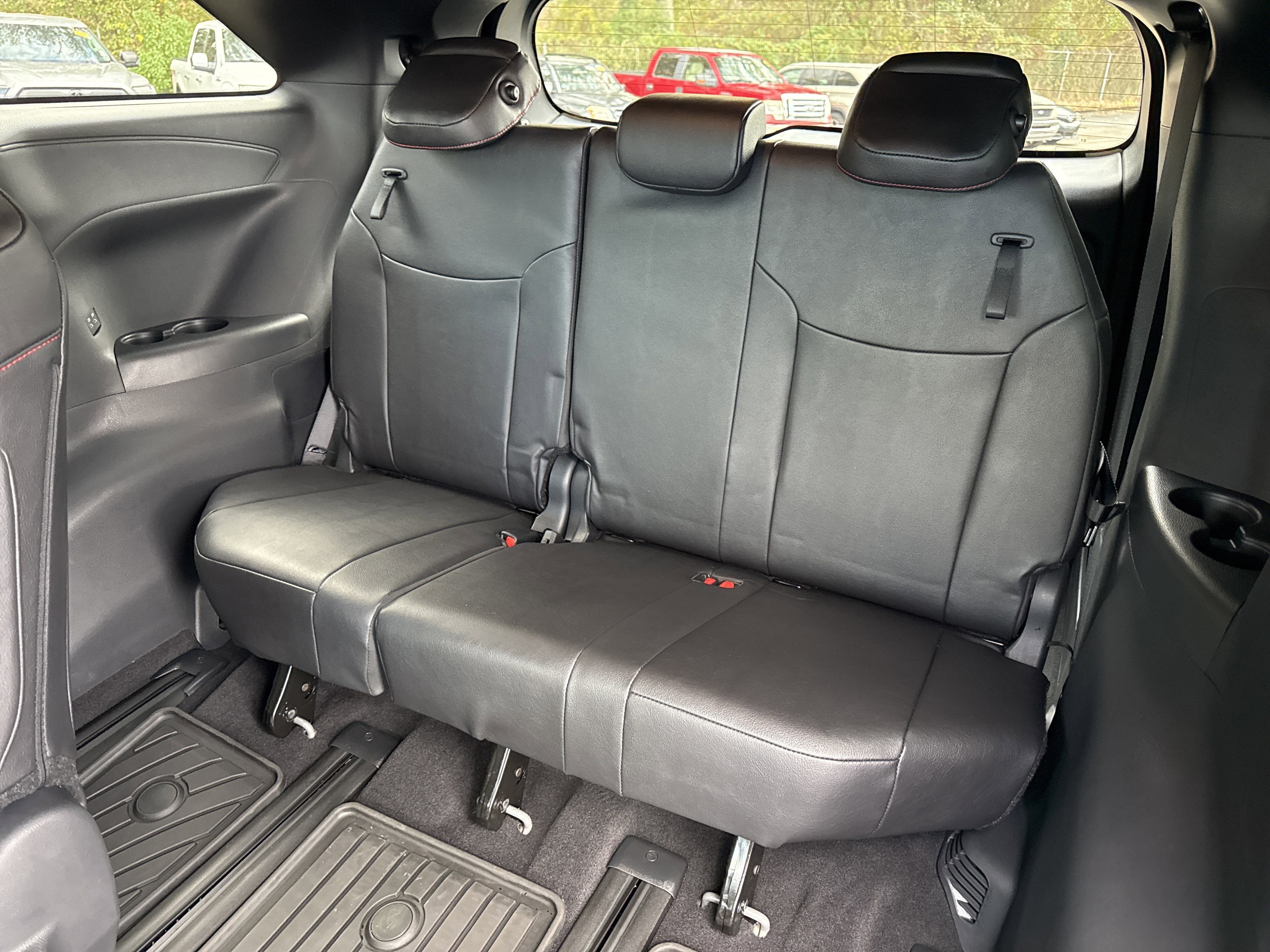 2025 Toyota Sienna XSE