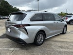 2025 Toyota Sienna Base