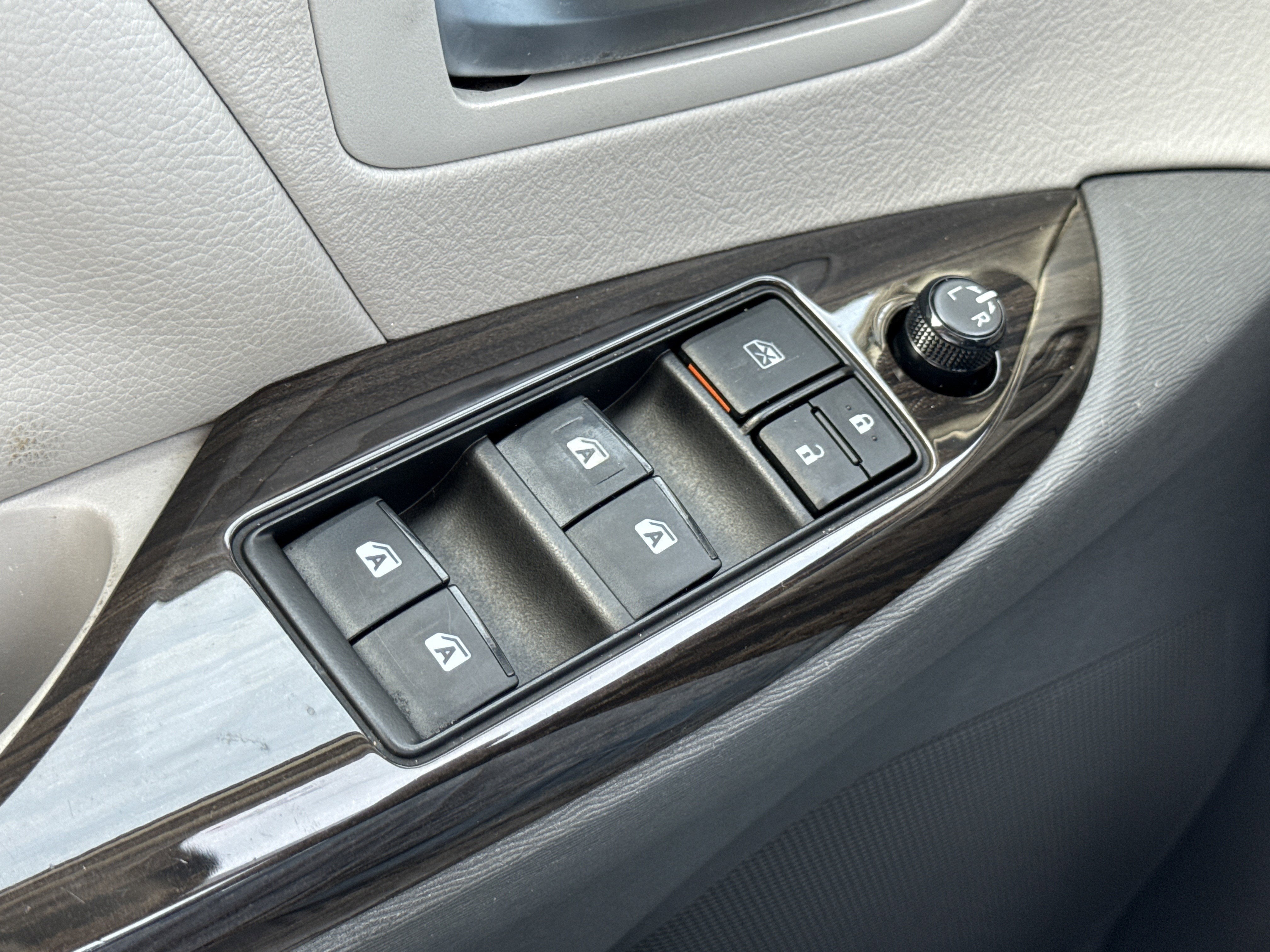 2020 Toyota Sienna XLE Premium