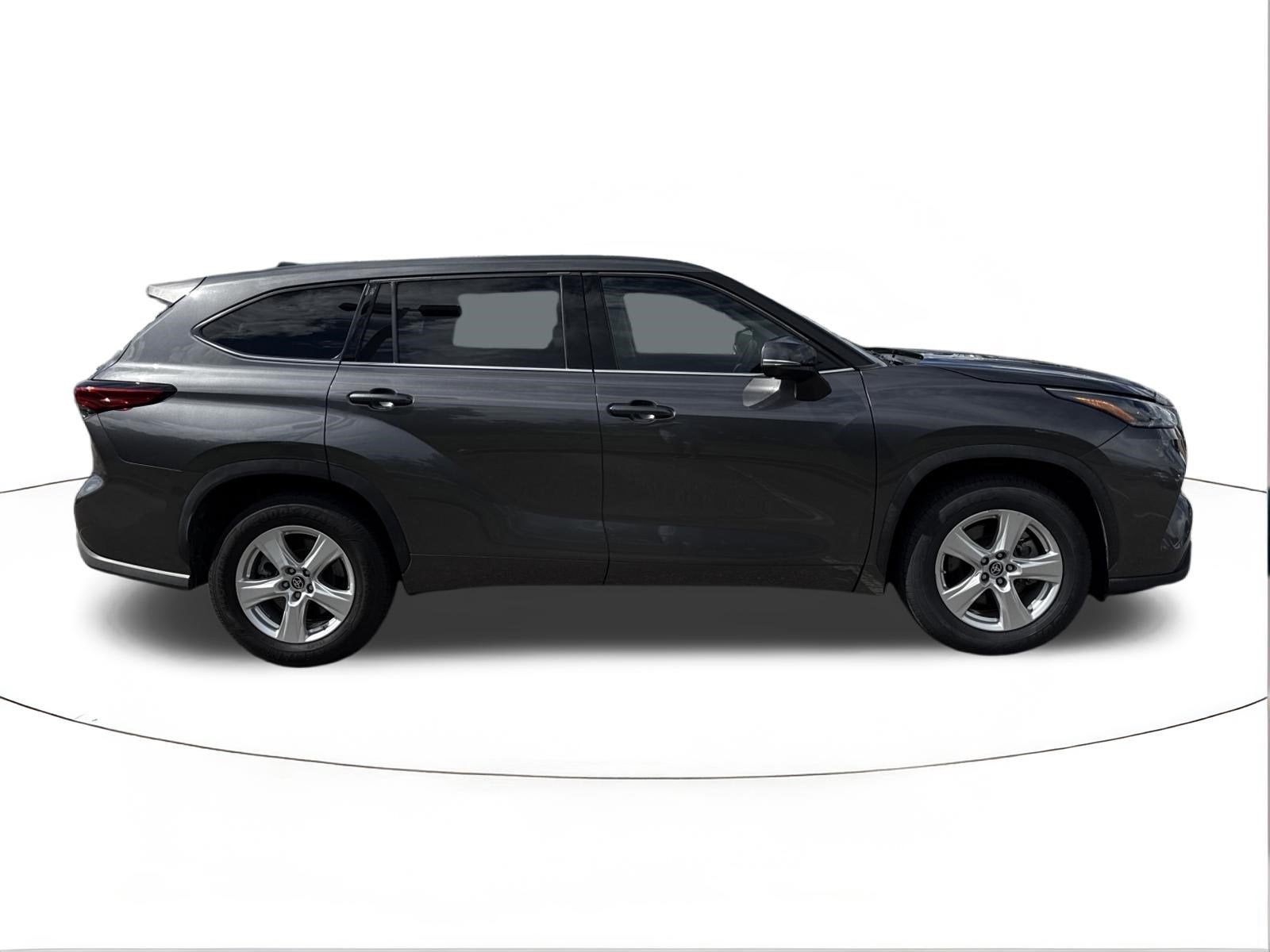 2021 Toyota Highlander LE