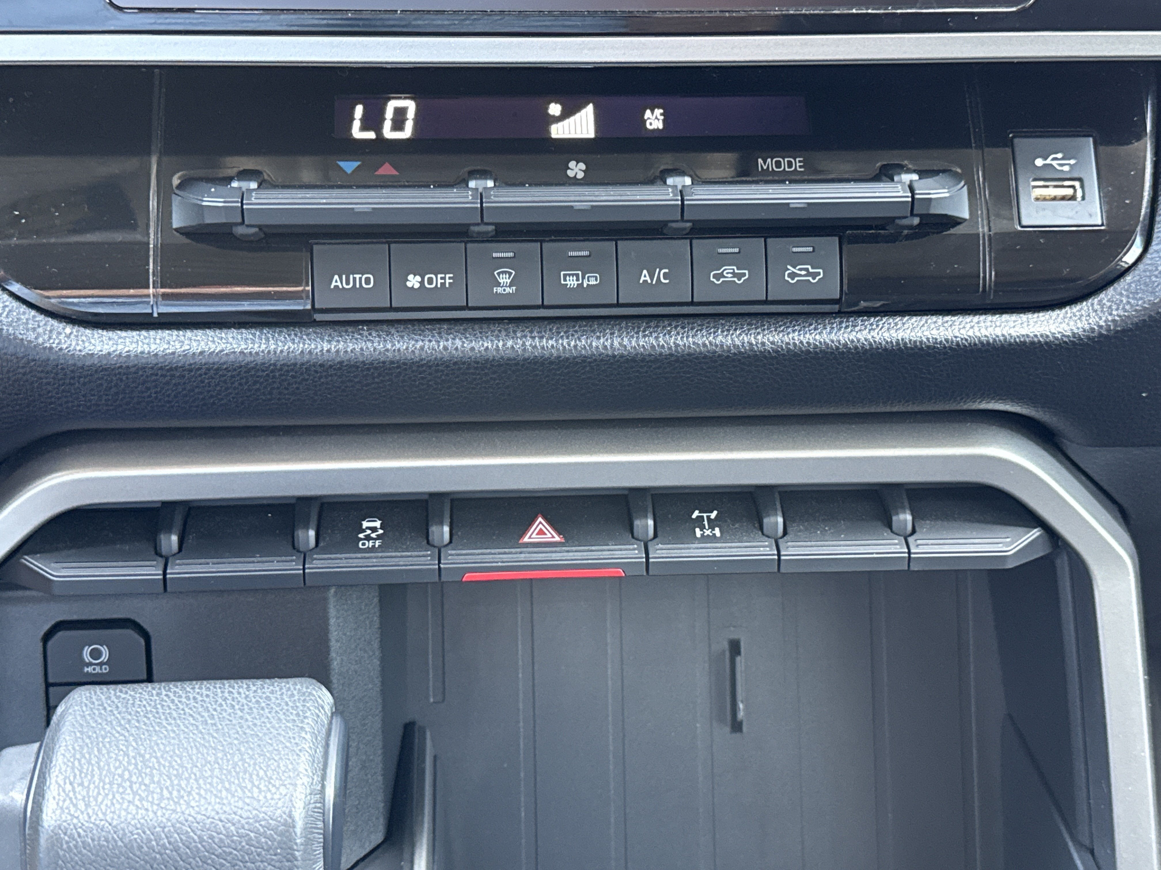 2024 Toyota Tundra 4WD SR5
