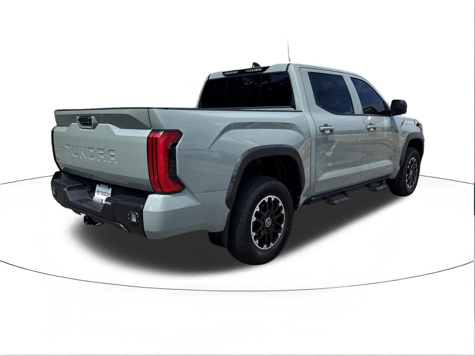 2024 Toyota Tundra 4WD SR5