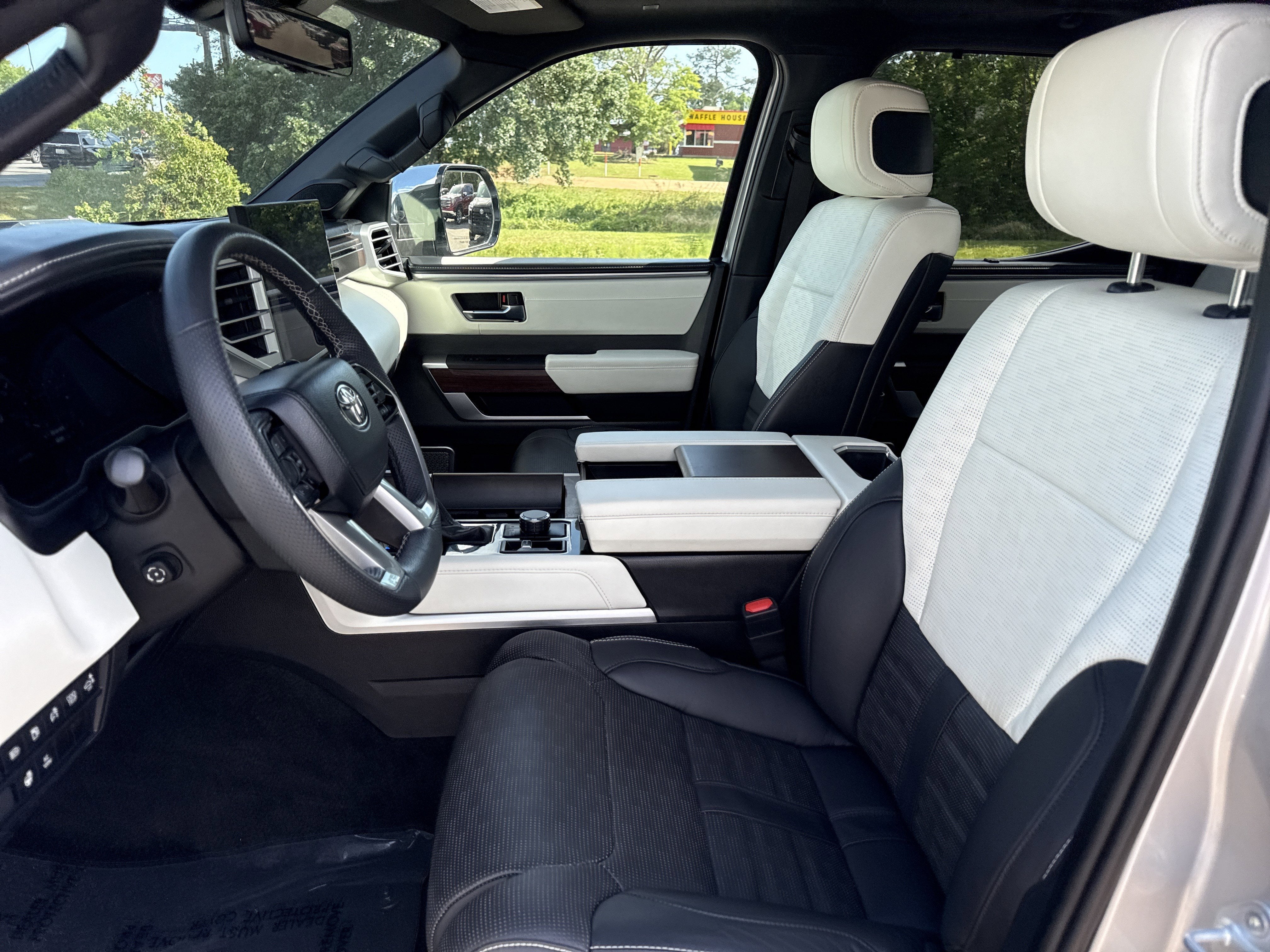 2024 Toyota Tundra 4WD Capstone Hybrid