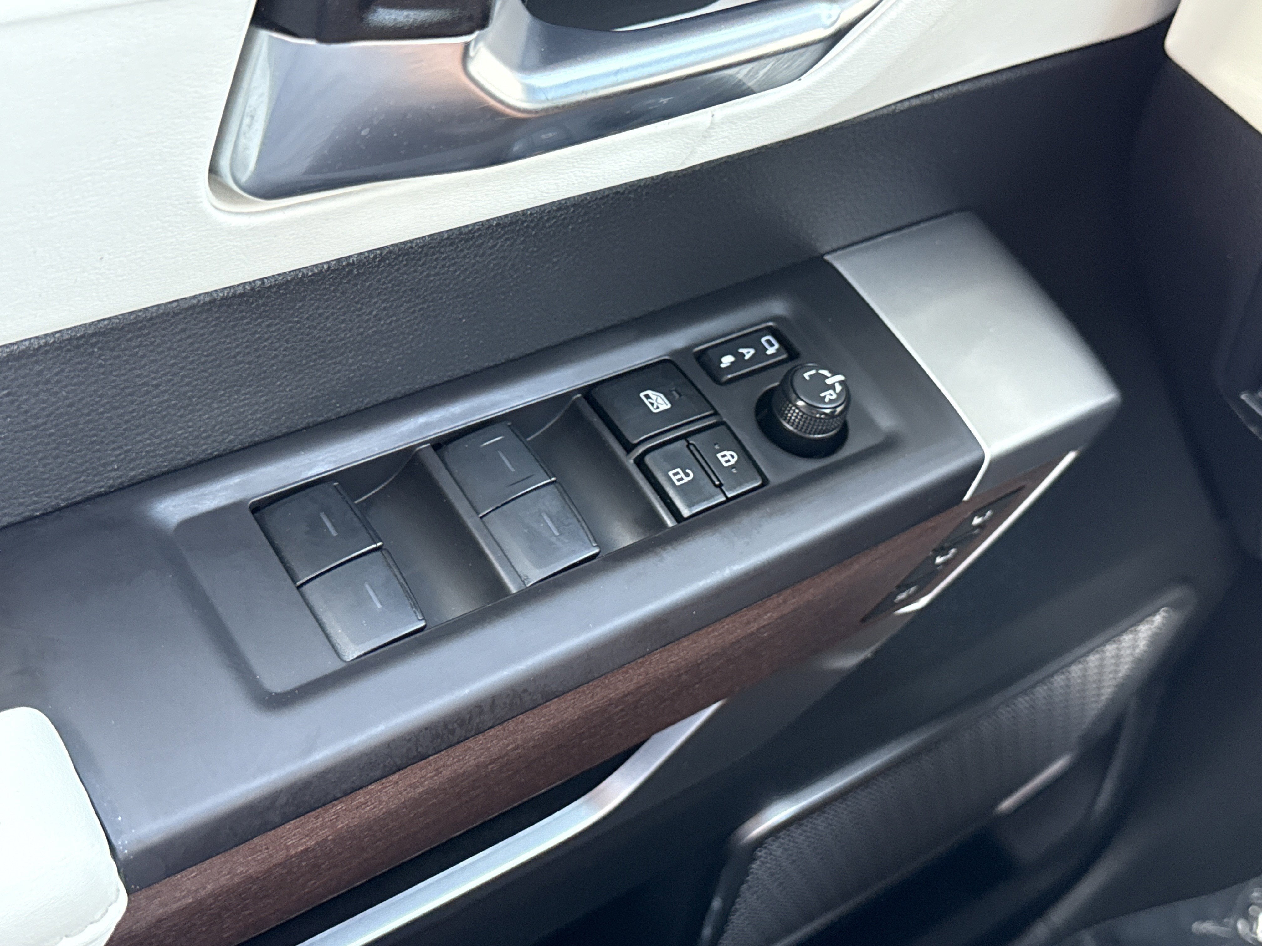 2024 Toyota Tundra 4WD Capstone Hybrid