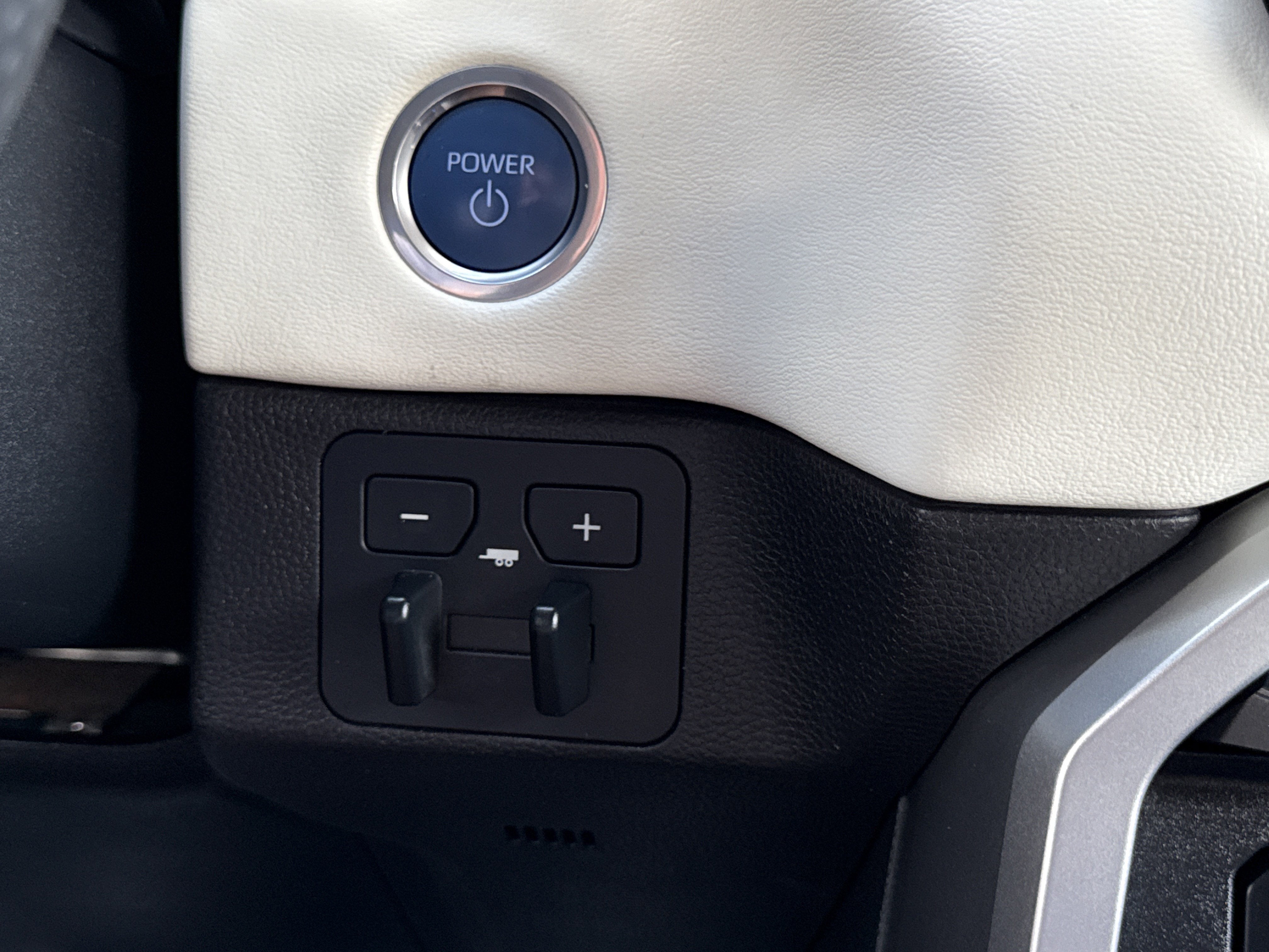 2024 Toyota Tundra 4WD Capstone Hybrid