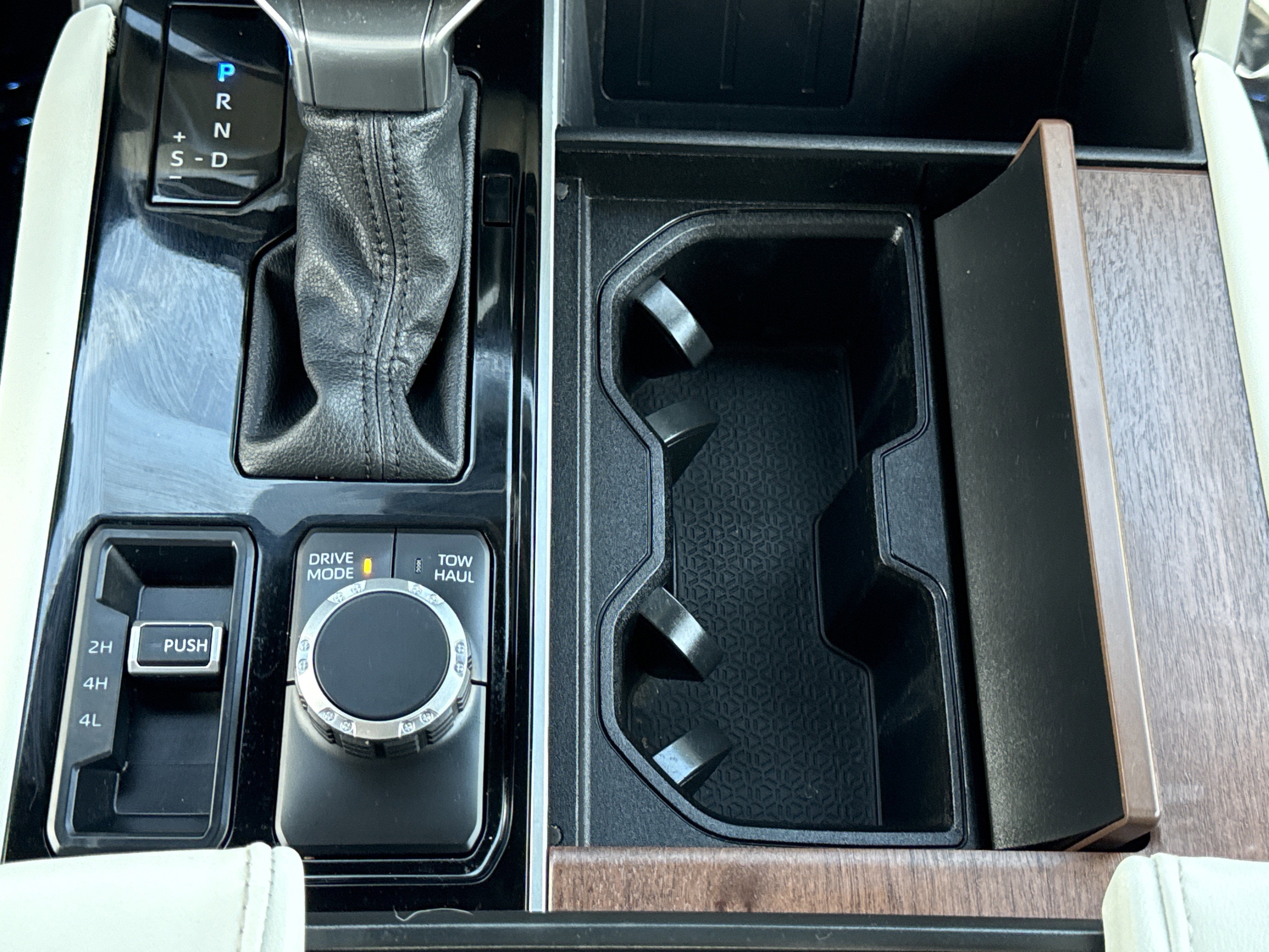 2024 Toyota Tundra 4WD Capstone Hybrid