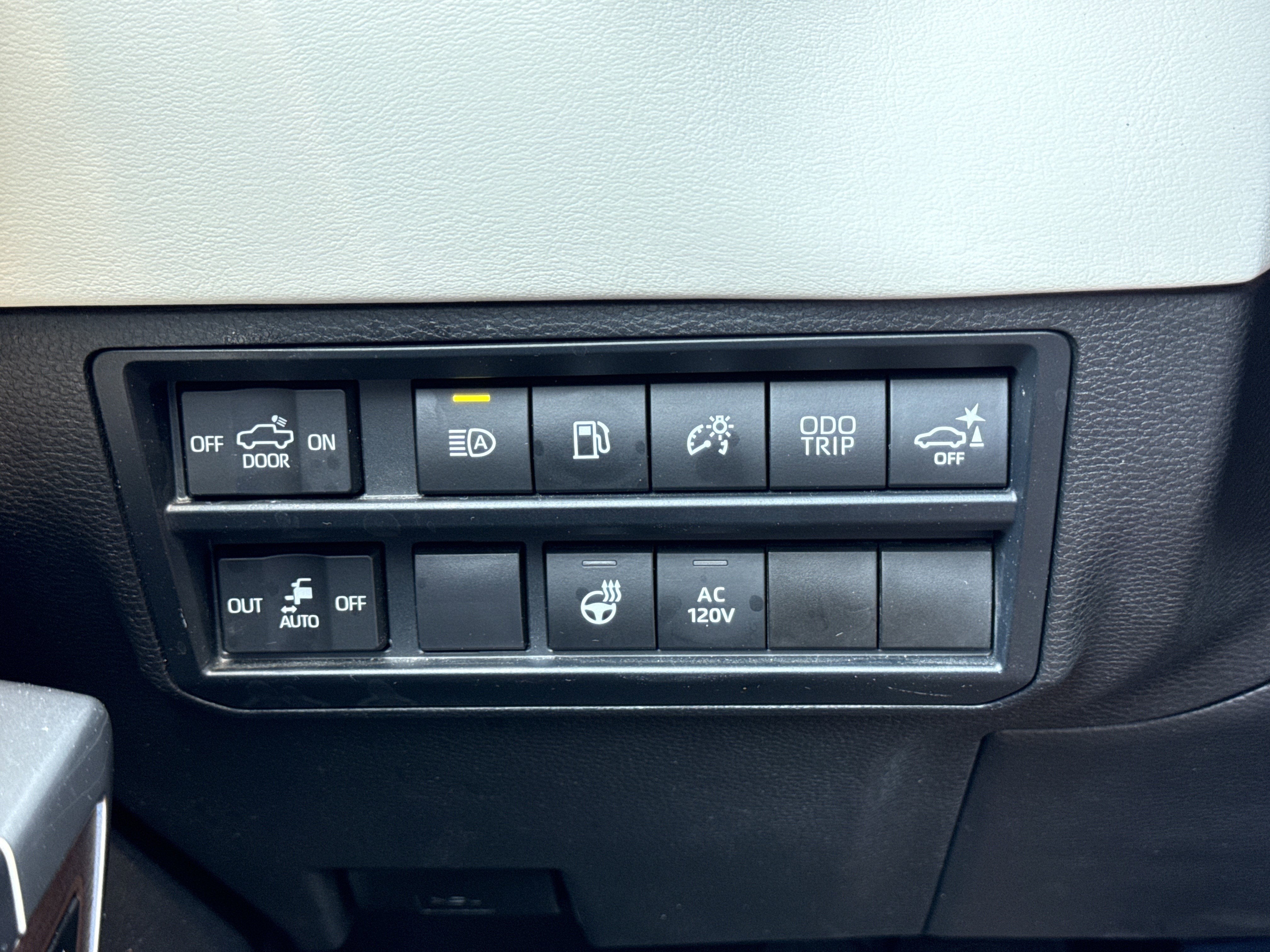 2022 Toyota Tundra 4WD Capstone Hybrid