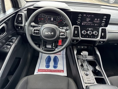 2023 Kia Sorento LX