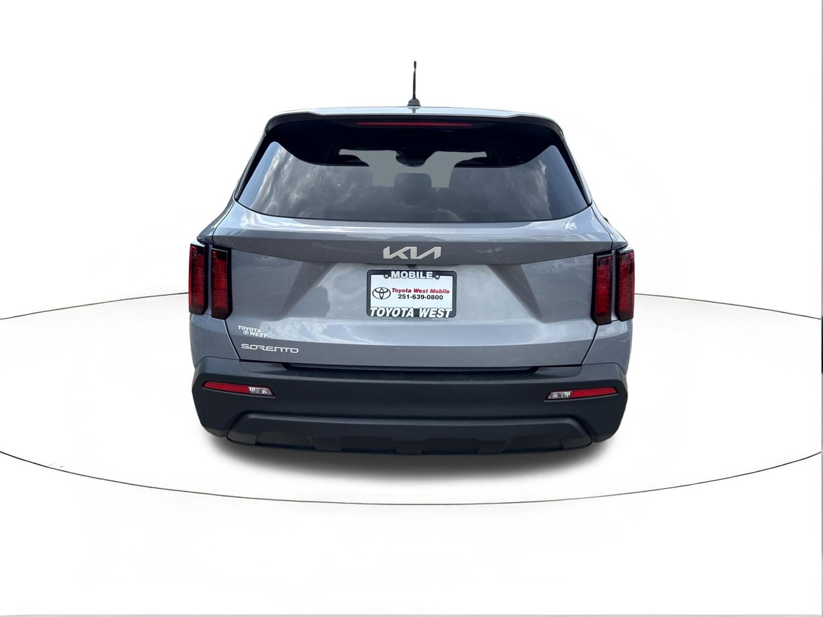 2023 Kia Sorento LX