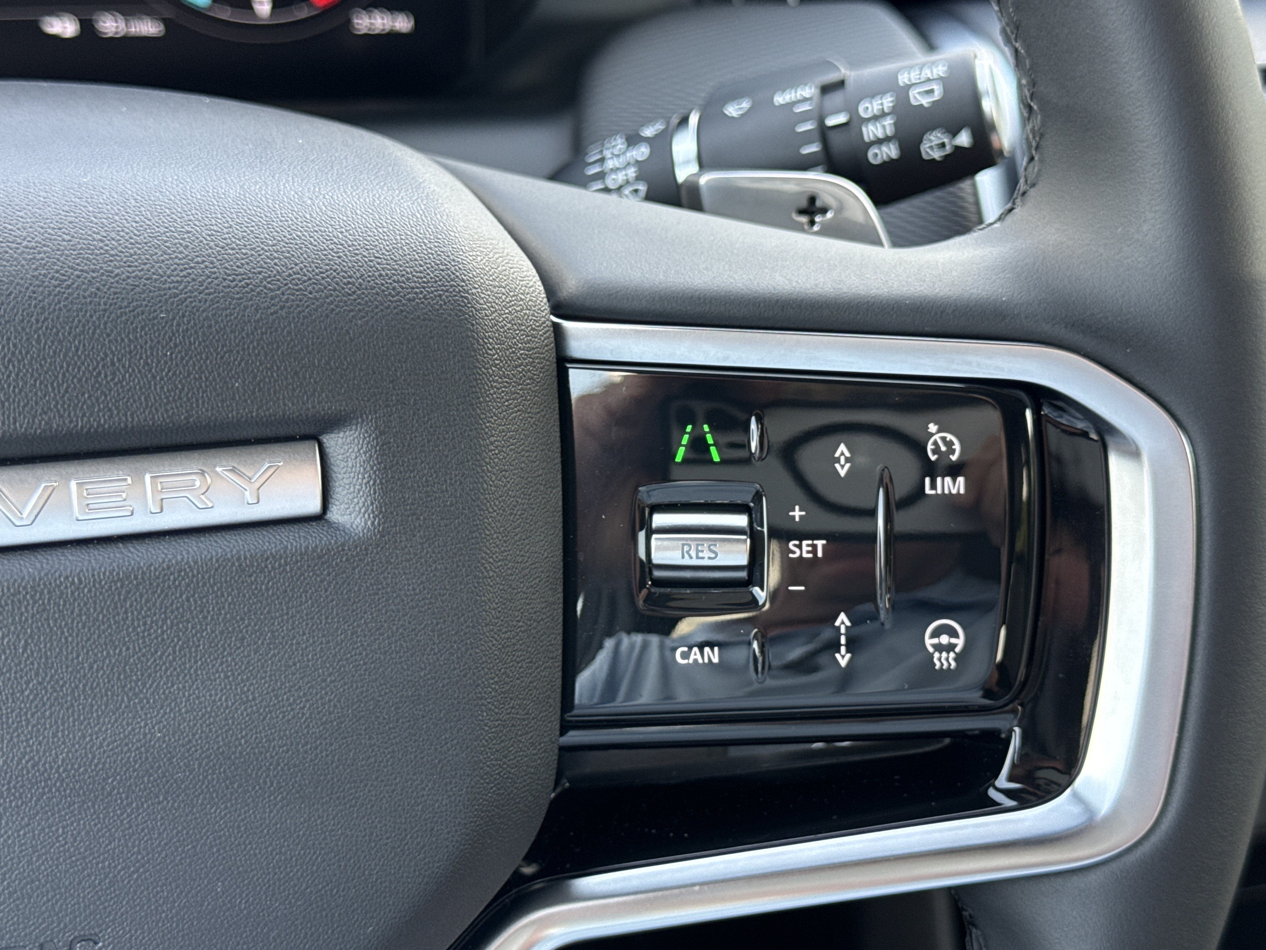 2025 Land Rover Discovery Sport Dynamic SE