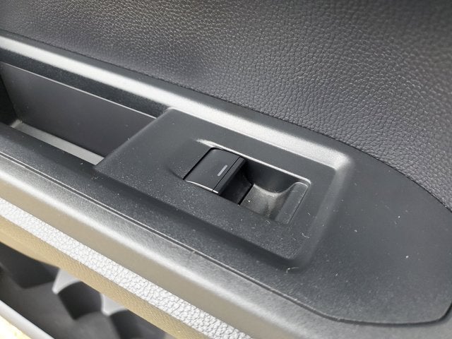 2025 Toyota Tacoma 4WD SR5