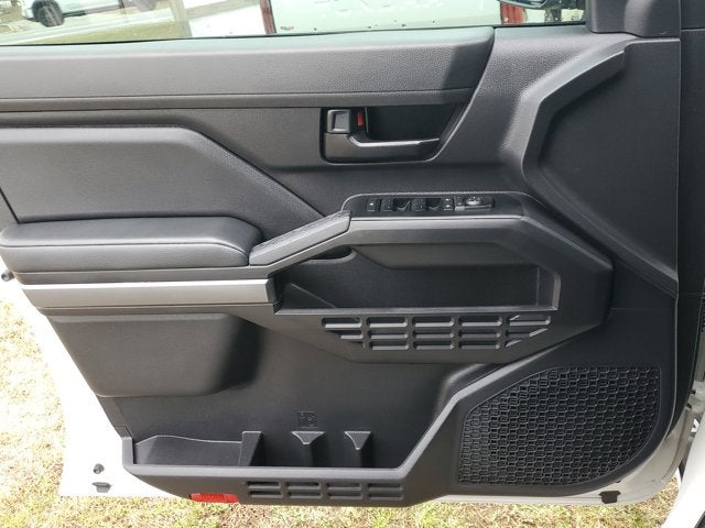 2025 Toyota Tacoma 4WD SR5