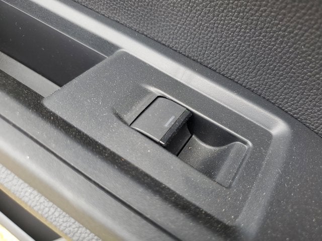 2025 Toyota Tacoma 4WD SR5