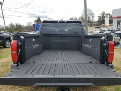 2025 Toyota Tacoma 4WD SR5