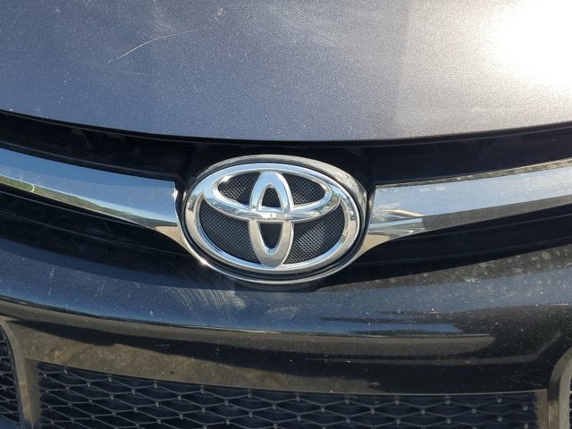 2016 Toyota Camry XLE
