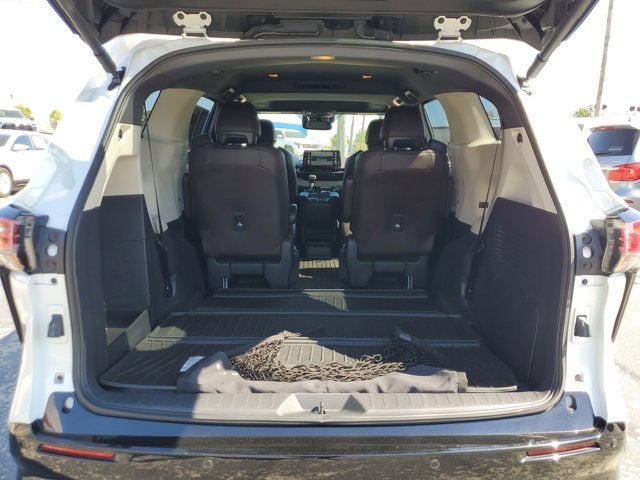 2023 Toyota Sienna Platinum