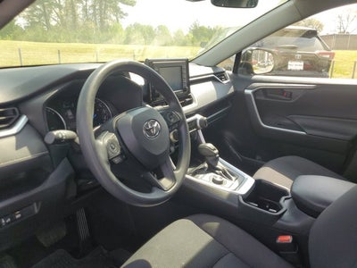 2022 Toyota RAV4 Hybrid LE