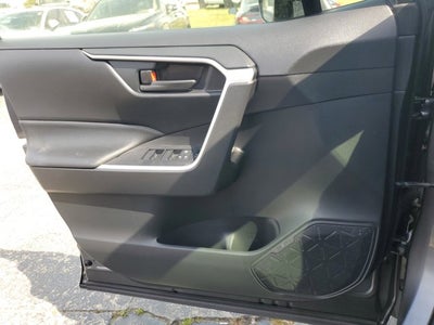 2022 Toyota RAV4 Hybrid LE