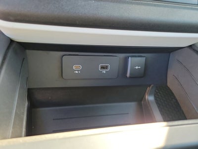 2024 Land Rover Defender X-Dynamic SE